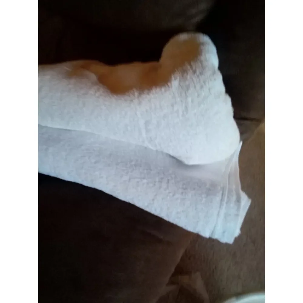 Lot of 5 bath cotton towels various 26